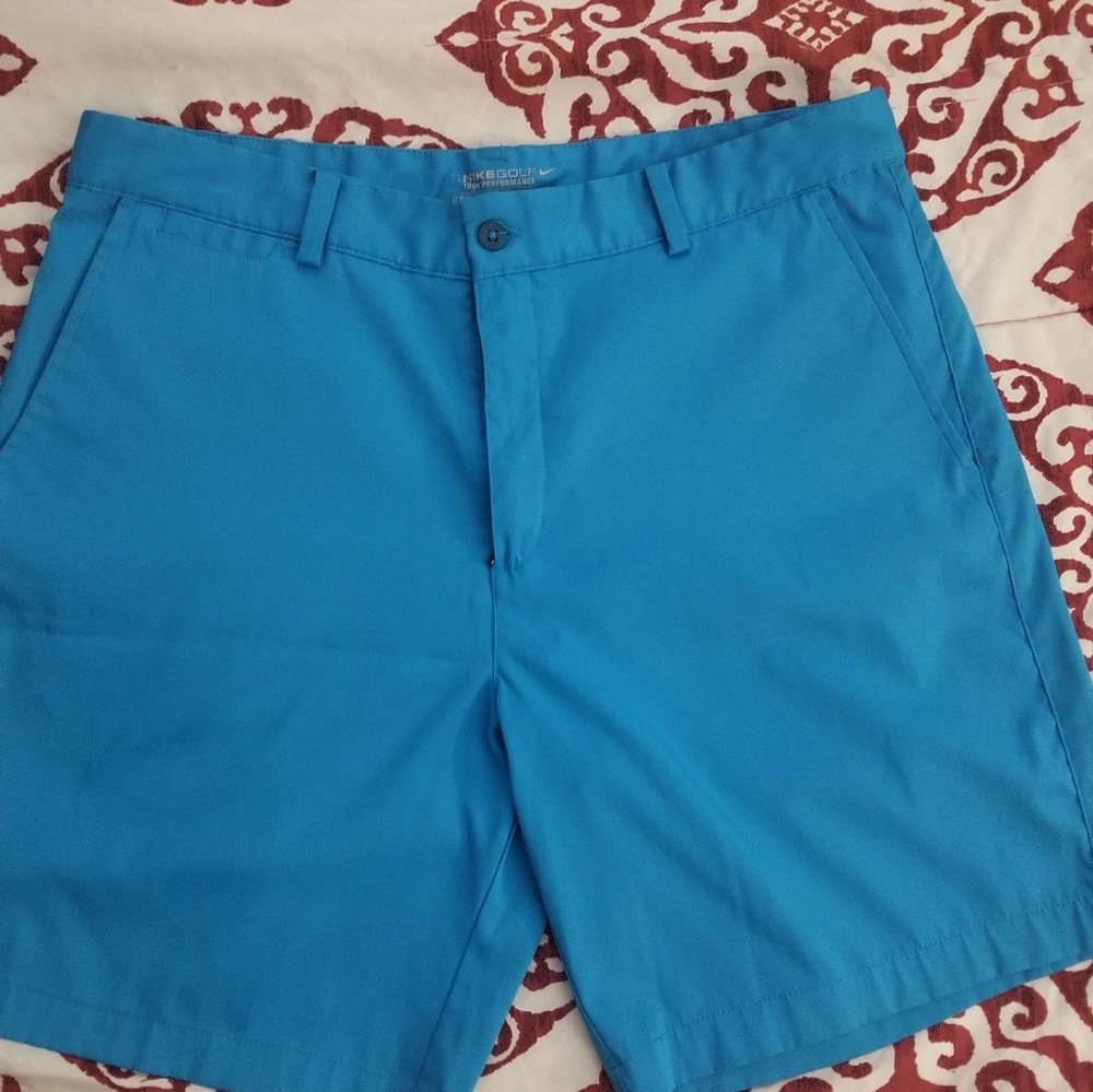 Nike golf shorts